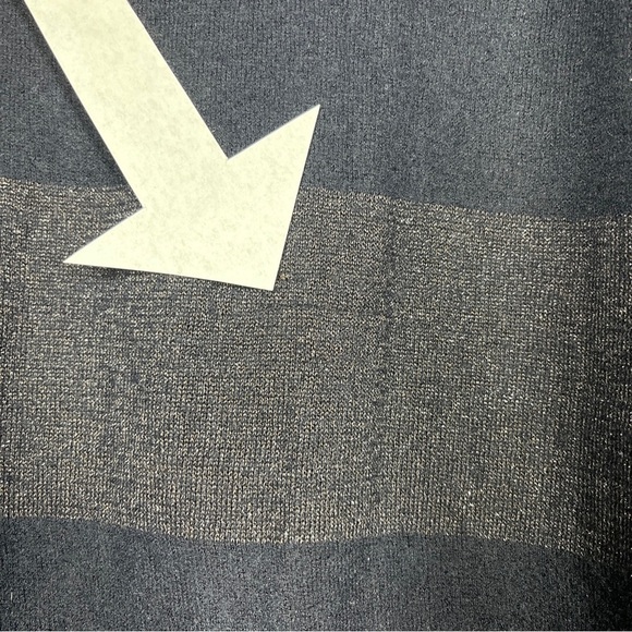 Vince Sweater Cashmere Striped Gray Black Crewneck Women’s Size‎ Medium - Picture 6 of 7